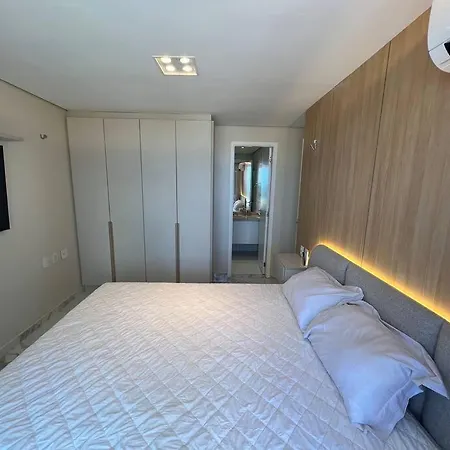 Apartamento Vista Mar Incrível Com 2 Quartos Beira Mar