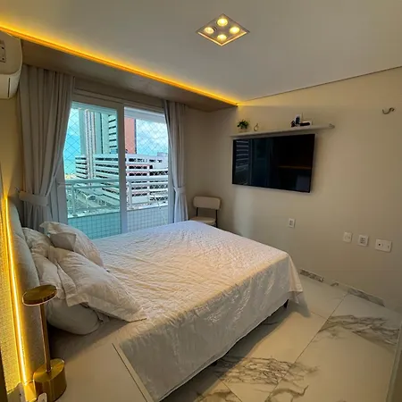 Apartamento Vista Mar Incrível Com 2 Quartos Beira Mar *