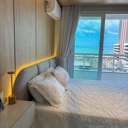 Apartamento Vista Mar Incrível Com 2 Quartos Beira Mar